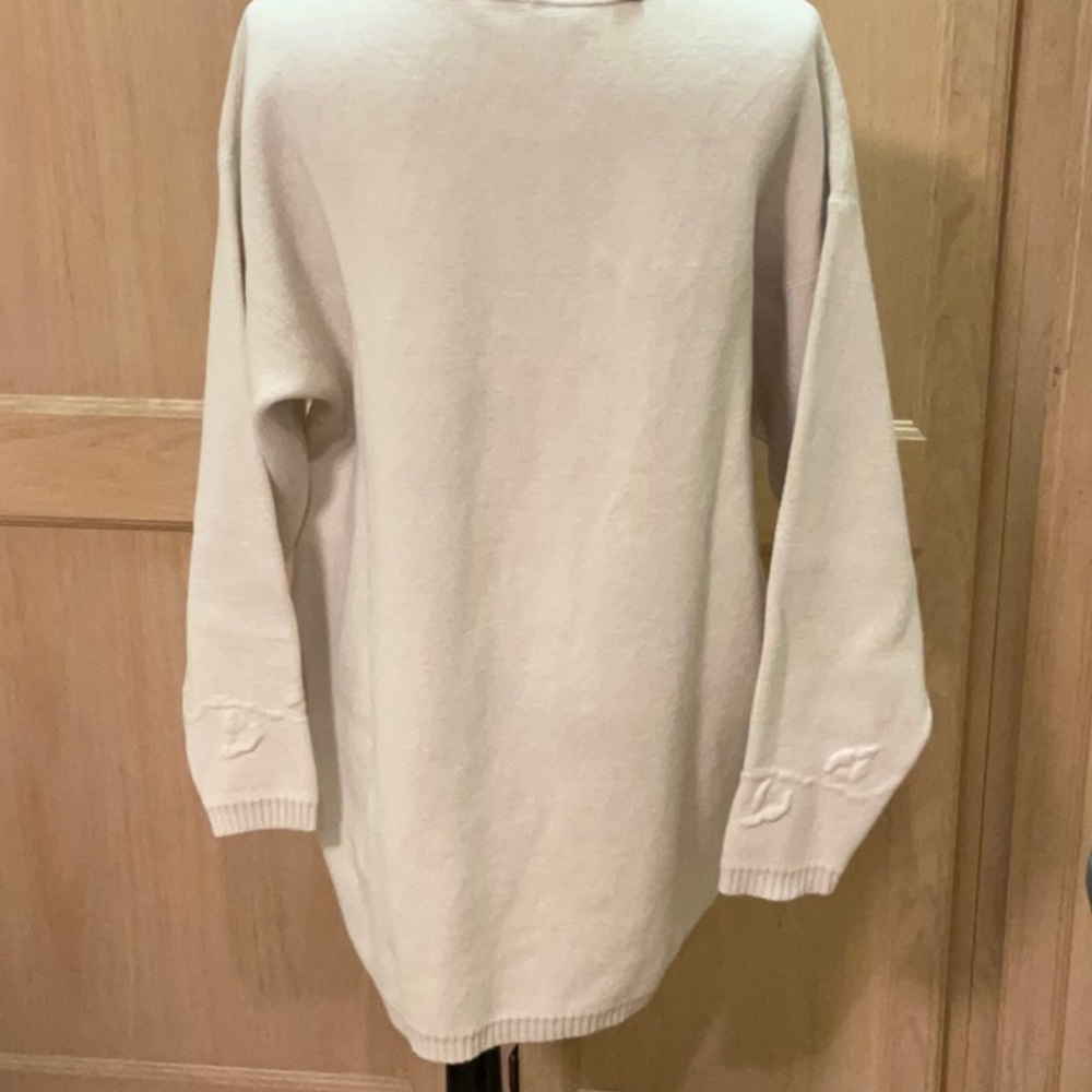 Max Studio - Picture 5 of 8